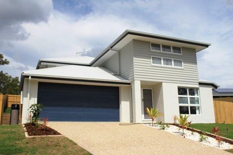 39 Budgerigar St, Upper Kedron, QLD 4055