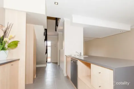 41/1 Mariners Cove Dr, Dudley Park, WA 6210