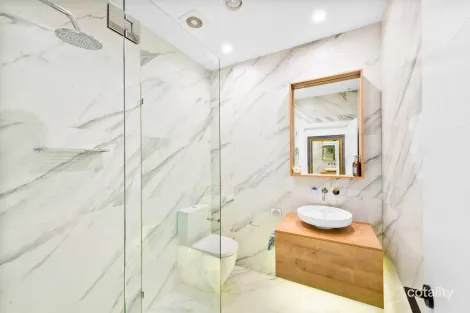 Property photo of 110 Wyadra Avenue North Manly NSW 2100