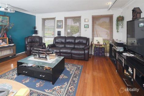 Property photo of 17 Page Close Noble Park VIC 3174