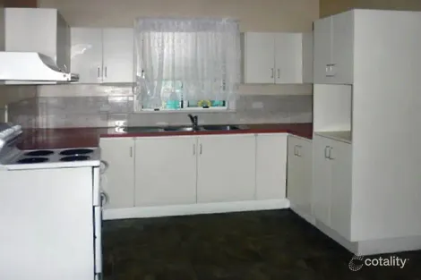 Property photo of 2 Champagne Crescent Kelso QLD 4815
