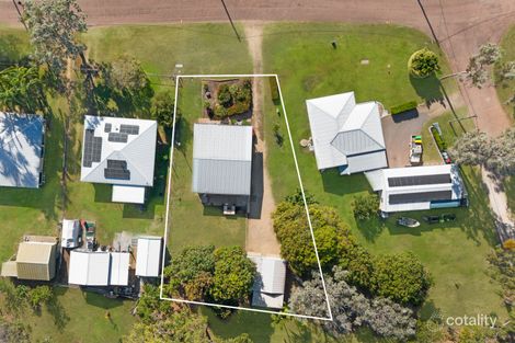 Property photo of 37 Whiting Court Cungulla QLD 4816