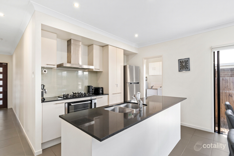 Property photo of 10 Derwent Close Holmview QLD 4207