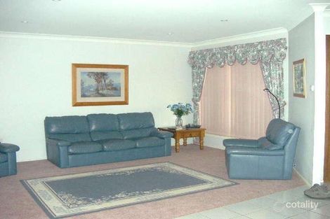 Property photo of 5 Berliet Place Ingleburn NSW 2565