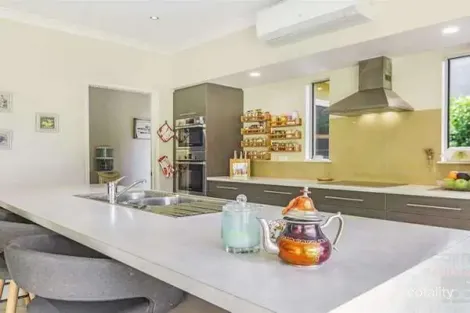 Property photo of 32 Gavin Hamilton Close Redlynch QLD 4870