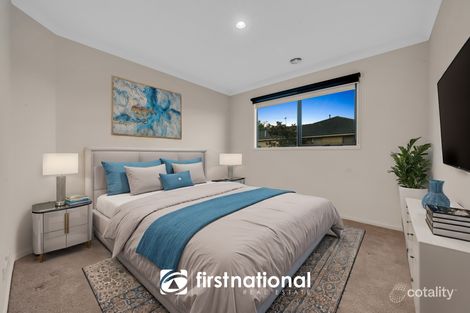 Property photo of 12 Winterley Rise Berwick VIC 3806