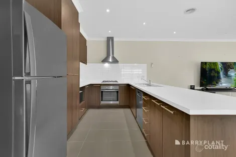 Property photo of 10 Coolibah Street Doreen VIC 3754