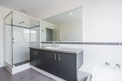 Property photo of 11 Atanasoff Road Tapping WA 6065