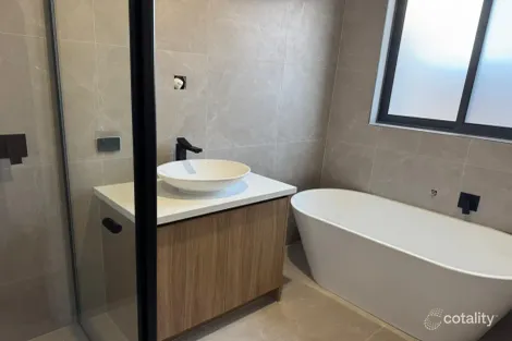 Property photo of 18 Damesfly Circuit Tarneit VIC 3029