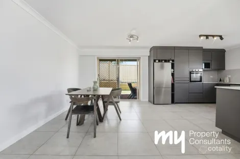 Property photo of 2/52 Michelago Circuit Prestons NSW 2170
