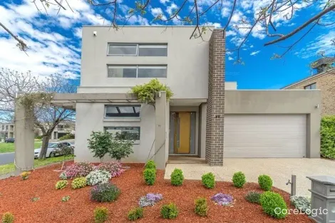 Property photo of 53 Cascade Terrace Craigieburn VIC 3064