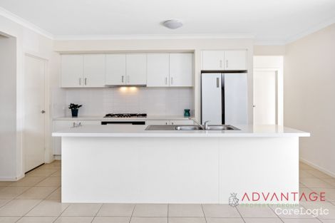 Property photo of 10 Peroomba Drive Point Cook VIC 3030