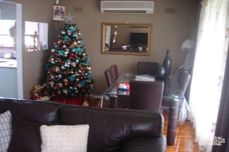 Property photo of 26 Hemingway Crescent Fairfield NSW 2165