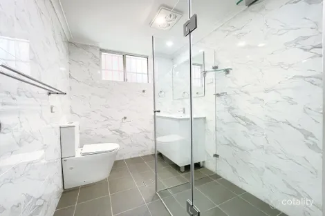 Property photo of 1/6 Eastbourne Road Homebush West NSW 2140