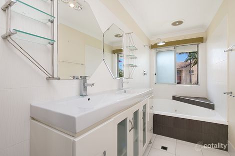 Property photo of 17/8 Peninsula Avenue Cornubia QLD 4130