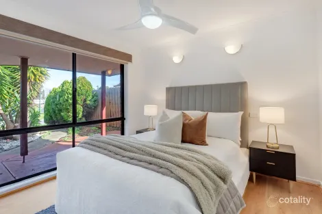 Property photo of 13 Crespin Place Roxburgh Park VIC 3064