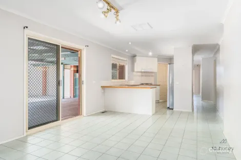 Property photo of 15 Carey Crescent Bacchus Marsh VIC 3340