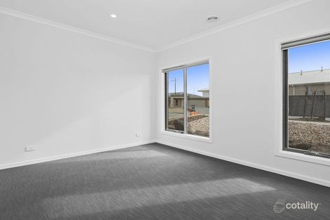 Property photo of 4 Narrandera Circuit Armstrong Creek VIC 3217