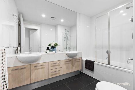 Property photo of 2/100 Mount Street Kew VIC 3101