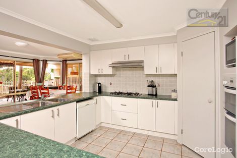 Property photo of 16 Kinaldy Crescent Kellyville NSW 2155
