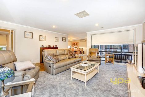 Property photo of 16 Butmar Close Werribee VIC 3030