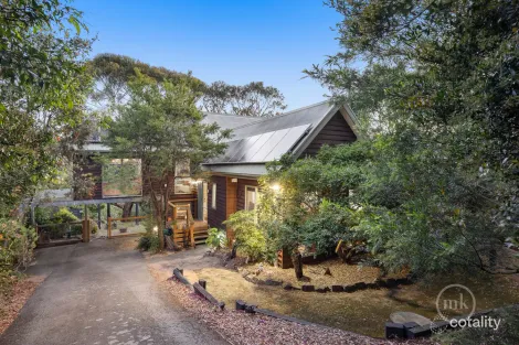 2/45 View Hill Cres, Eltham, VIC 3095