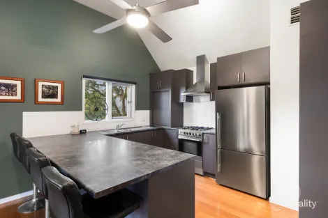 Property photo of 2/45 View Hill Crescent Eltham VIC 3095