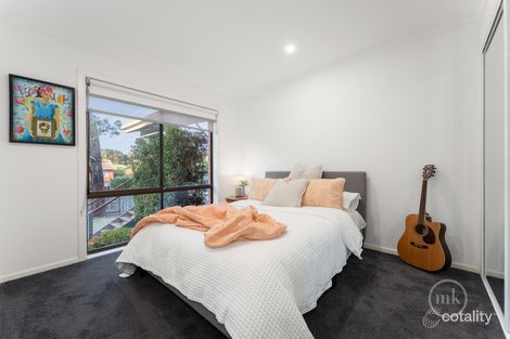 Property photo of 15 Marissa Crescent Greensborough VIC 3088