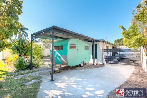 Property photo of 11 Lalroy Street Beachmere QLD 4510