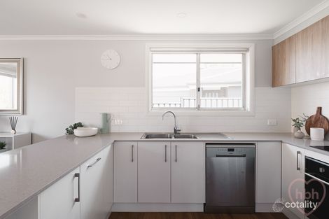 Property photo of 1/3 Lelta Place Giralang ACT 2617