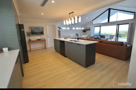 Property photo of 2A Seawind Drive Silver Sands WA 6210