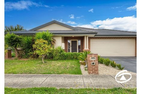 18 Cherrington Ave, Officer, VIC 3809