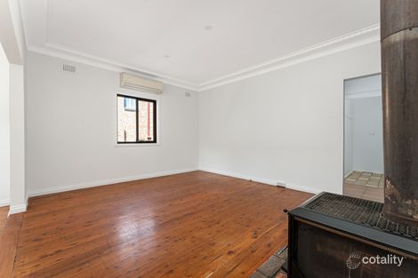 Property photo of 34 Rossiter Street Smithfield NSW 2164