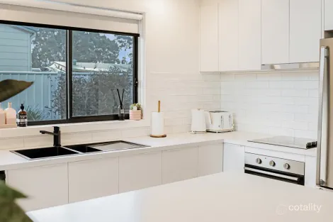 Property photo of 28 Clematis Drive Halls Gap VIC 3381