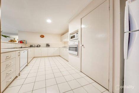 Property photo of 16 Banyalla Drive Cranbourne West VIC 3977