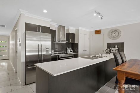 Property photo of 12 Riverbreeze Crescent Maudsland QLD 4210