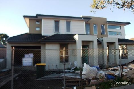 1/8 Albert Cres, St Albans, VIC 3021