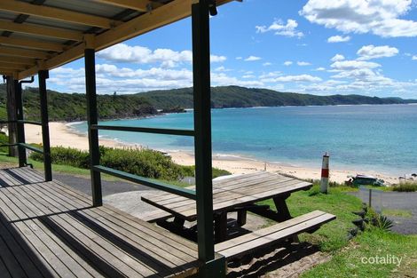 Property photo of 52 Kinka Road Seal Rocks NSW 2423