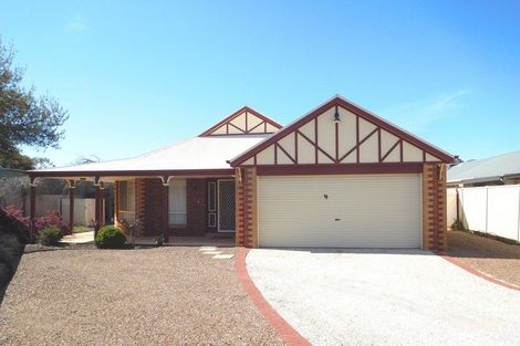4 Greencastle Ct, Mooroopna, VIC 3629