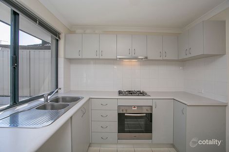 10/9 Cooper St, Madeley, WA 6065