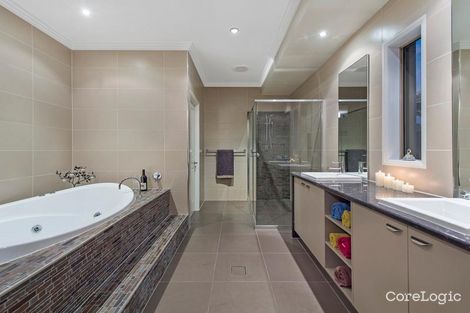 Property photo of 23 Rainbow Circuit Coomera QLD 4209