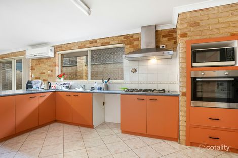 Property photo of 61 Central Road Rossmoyne WA 6148