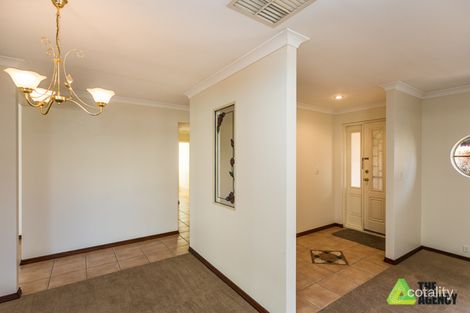 Property photo of 64B Towncentre Drive Thornlie WA 6108