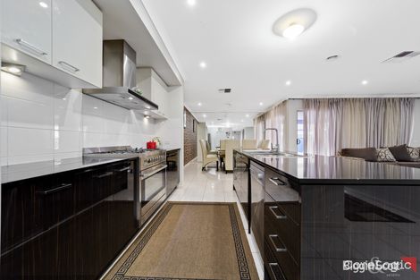 Property photo of 38 Versant Drive Craigieburn VIC 3064