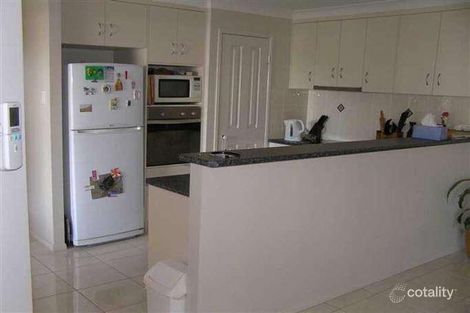 Property photo of 2/763-765 Greenwattle Street Glenvale QLD 4350