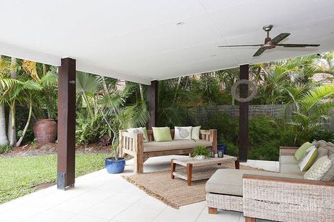 Property photo of 37 Sunningdale Circuit Robina QLD 4226
