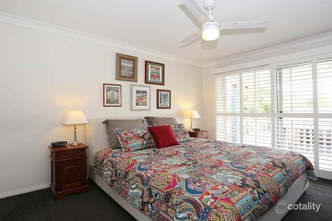 Property photo of 37 Sunningdale Circuit Robina QLD 4226
