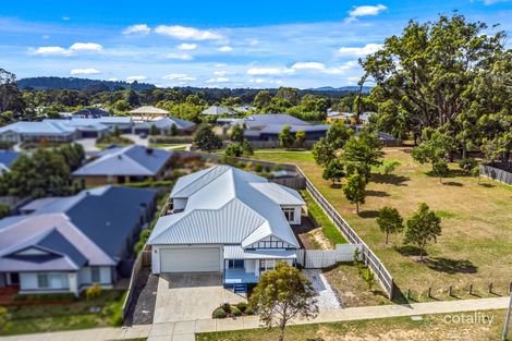 Property photo of 13 Doyeswood Drive Woodend VIC 3442