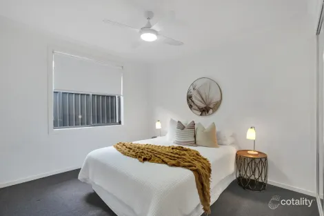 Property photo of 1 Anthony Court Munno Para Downs SA 5115