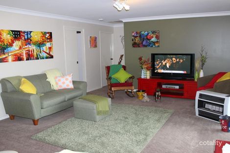 Property photo of 3 Kurrajong Street Hillvue NSW 2340
